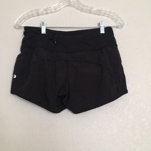 Lululemon shorts size 4